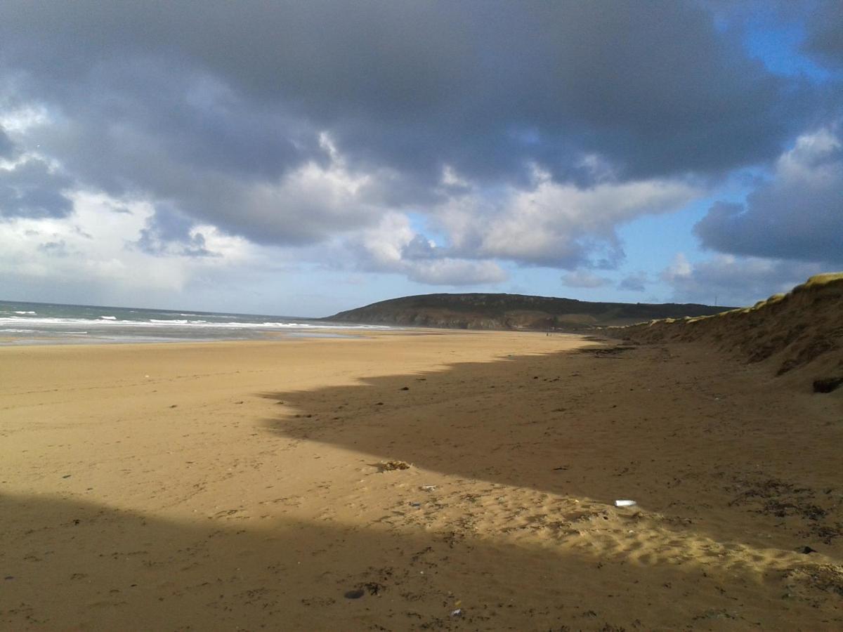 Gite "Rose Des Sables" - 800M De La Plage De Surtainville, Proche Commerces - Piscine En Juillet Et Aout 객실 사진