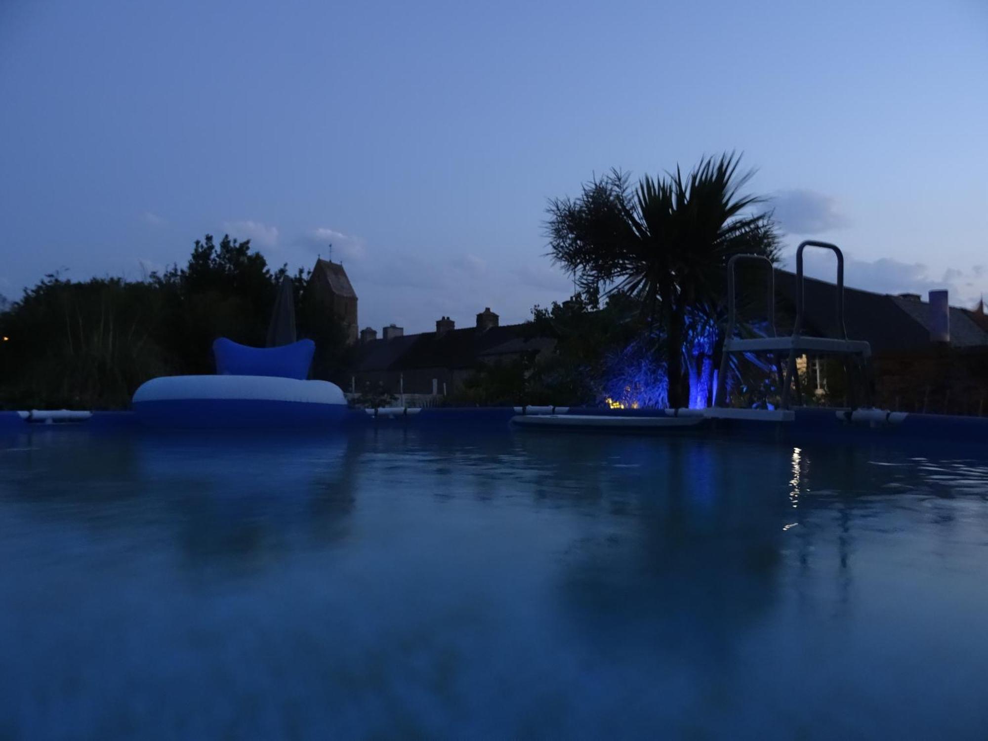 Gite "Rose Des Sables" - 800M De La Plage De Surtainville, Proche Commerces - Piscine En Juillet Et Aout 외부 사진